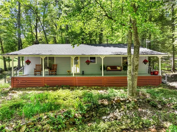 220 Evans Ln, Lakemont, GA 30552
