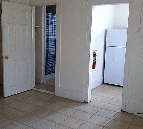 2nd image of 19 S Hollywood Ave APT 3