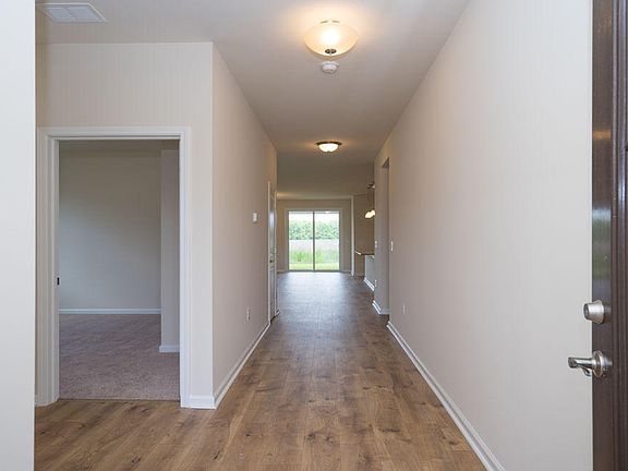 5th image of 480 Cornflower Street #602 - Clifton D
