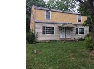 1318 Fairgrounds Rd, Hatfield, PA 19440