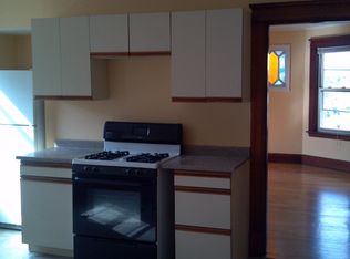 195 Perry Ave #3, Worcester, MA 01610