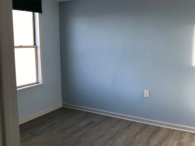 1611 Myler St — Photo 11