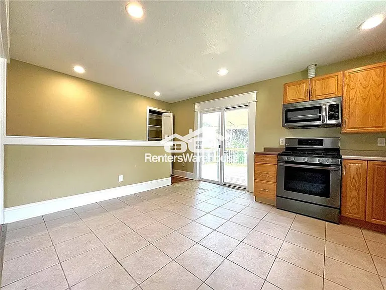 5810 Francis Ave — Photo 4