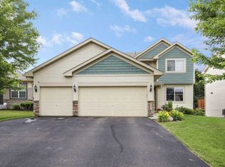 1123 Lorraine Ct, Carver, MN 55315