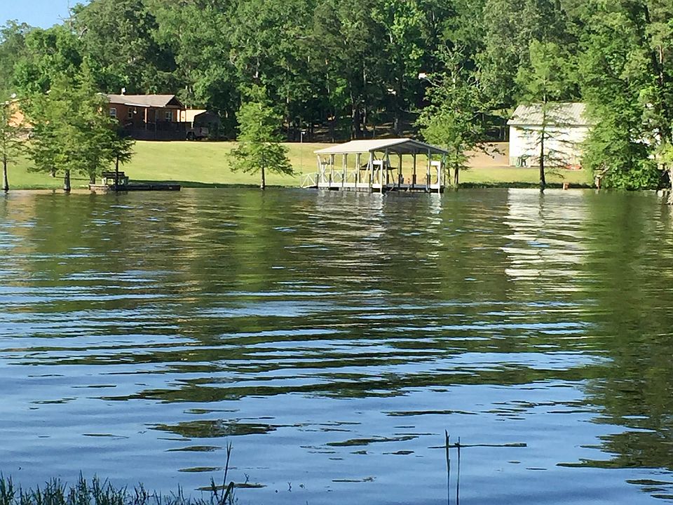 1st image of 107 Yandle Ln