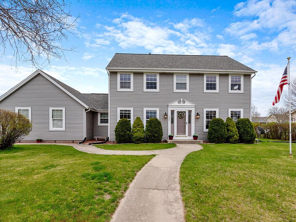 1st image of 130 North White Oak WAY