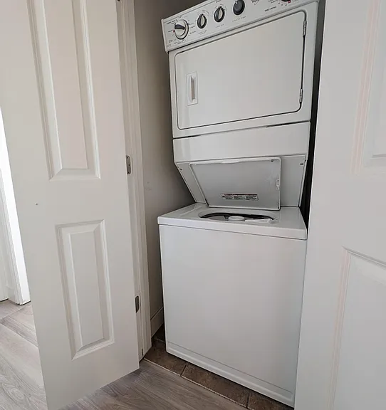 1000 E Center St #3 — Photo 7