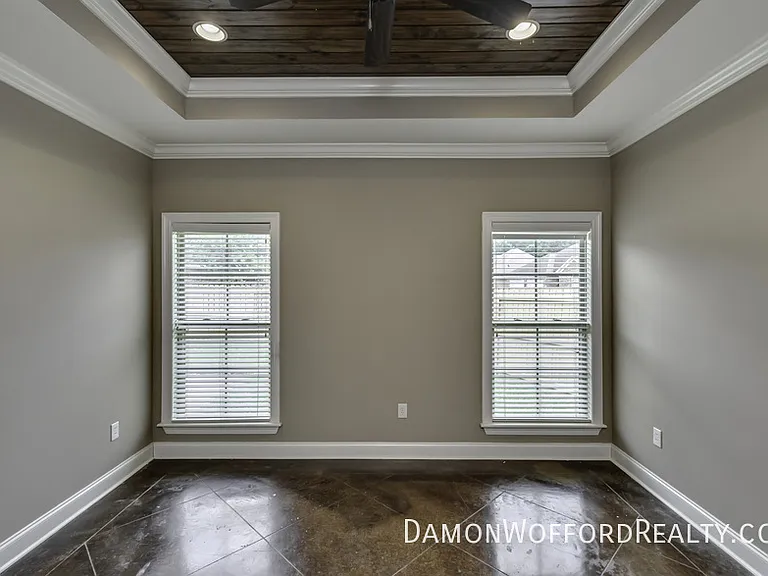 114 Lennox Pl — Photo 40