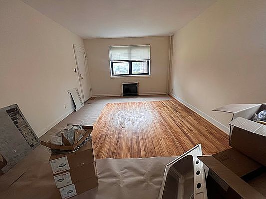 1st image of 11631 170th St #2C