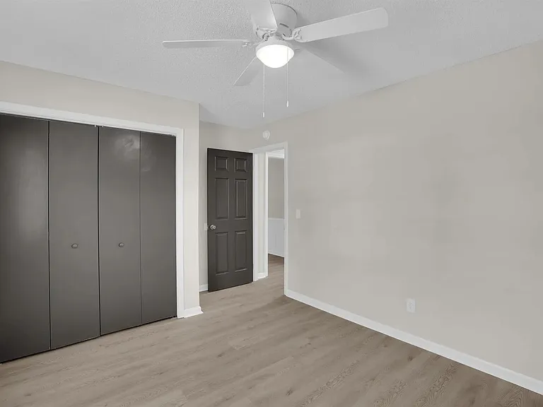 3908 Persimmon St #3908 — Photo 12
