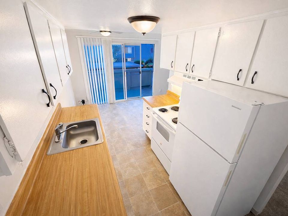 1st image of 2031 Wright St APT 9