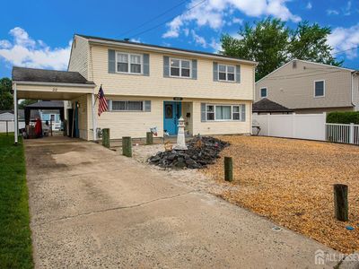 22 Woodcrest Dr, Old Bridge, NJ, 08857