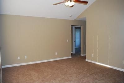 3rd image of 58 Mill Pond Ln