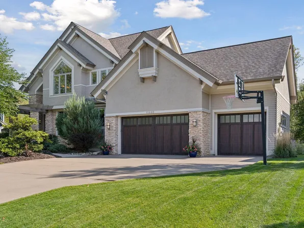 11440 Avery Dr, Inver Grove Heights, MN 55077