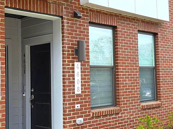 3rd image of 4608 Olivine Dr