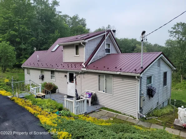 2555 Creek Rd, Susquehanna, PA 18847