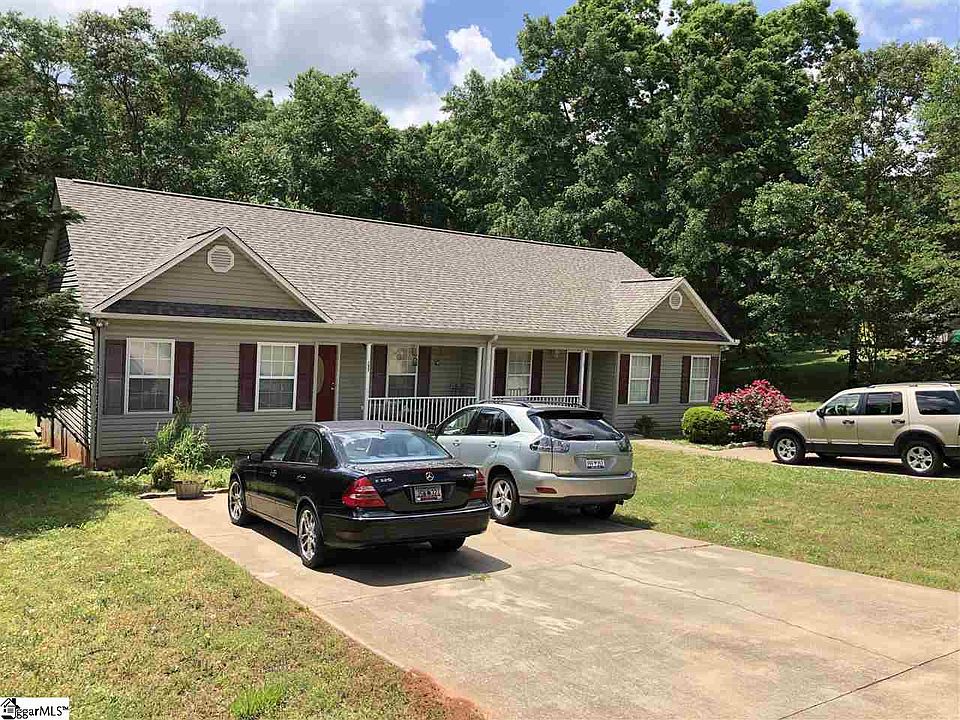 1st image of 150-152 Caldwell Cir