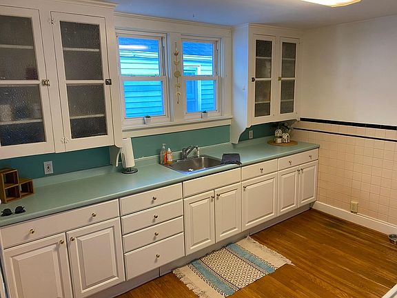 5th image of 295 Nassau Ave Floor 2