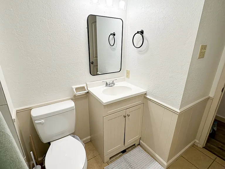 4605 NW Ozmun Ave — Photo 16