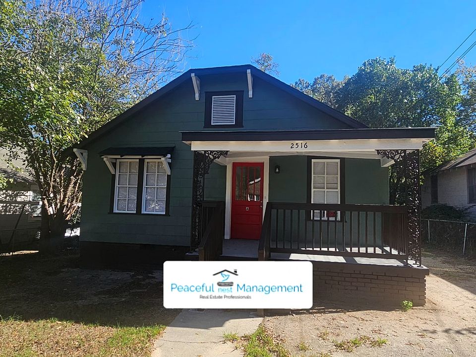 Front view of Duplex