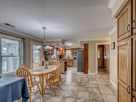 3rd image of 3395 Patricia Ellen Dr