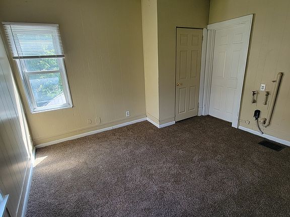 5th image of 269 N Addison St