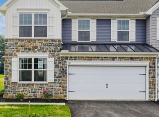 230 Highland Ct #U-0112, Annville, PA 17003