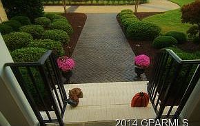 3rd image of 3203 Larkspur Ln