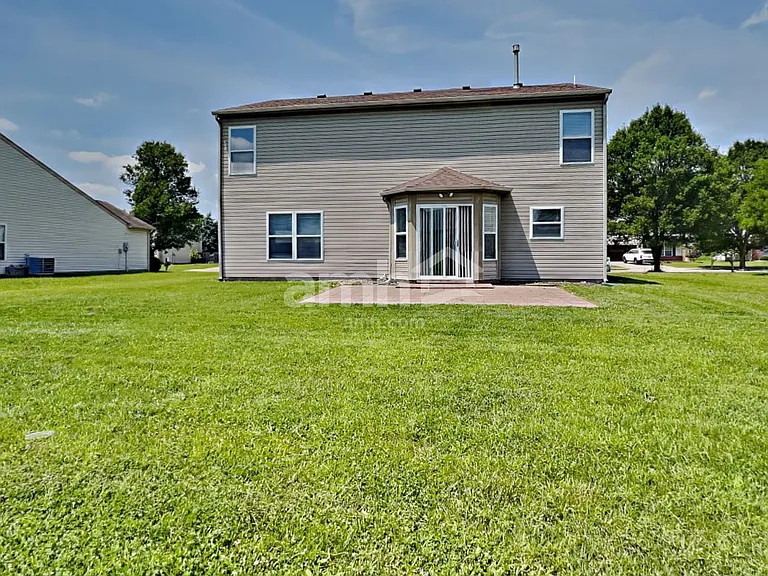787 Tulip Ln — Photo 23