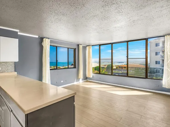 493 Pio Dr APT 220, Wailuku, HI 96793