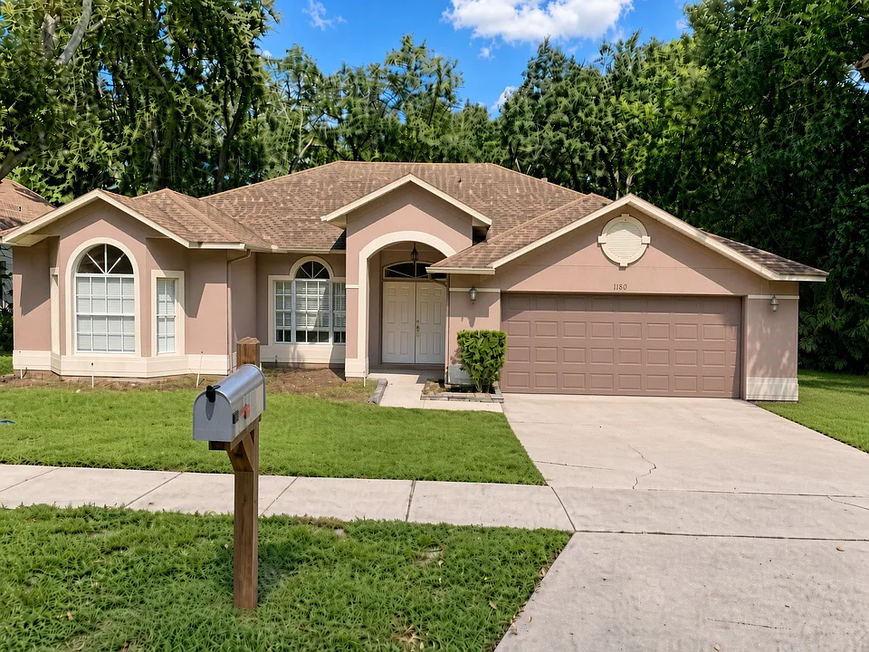 1180 Vickers Lake Dr