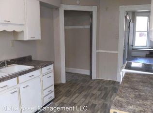 1329 6th Ave APT 5, Beaver Falls, PA 15010