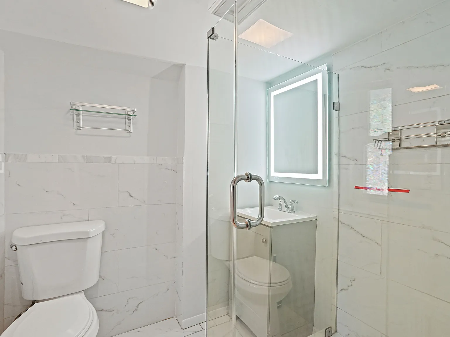 2749 Arizona Ave NW — Photo 4