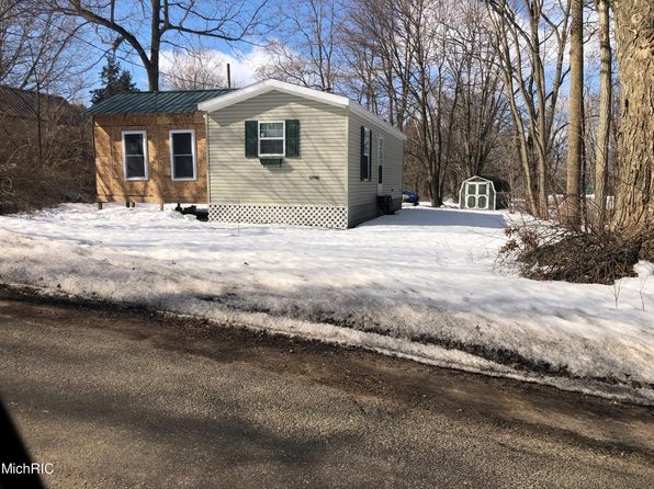 Bear Lake Real Estate Bear Lake Mi Homes For Sale Zillow