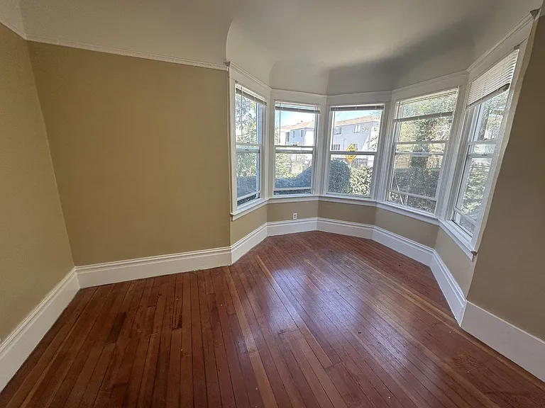 889 34th Street -2701 — Photo 11