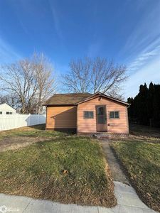 1714 S 14th St, Burlington, IA, 52601