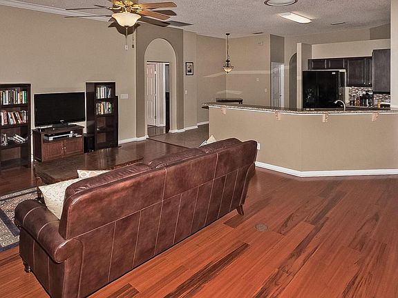 5th image of 5190 Derby Forest Dr N