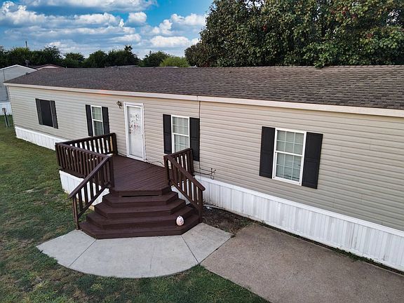 3rd image of 11700 Rosemary Ct Unit 161