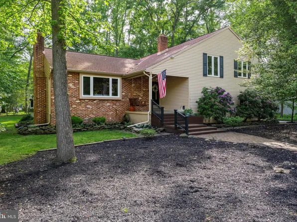 103 Willow Way, Cherry Hill, NJ 08034