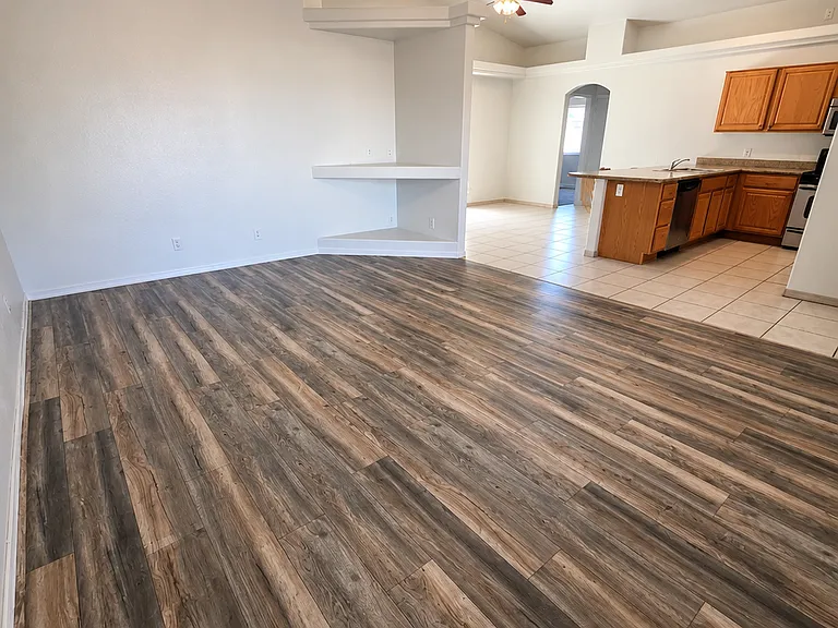 3225 N Yavapai St — Photo 2