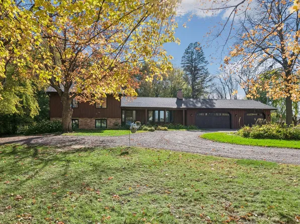 5275 Pagenkopf Rd, Maple Plain, MN 55359