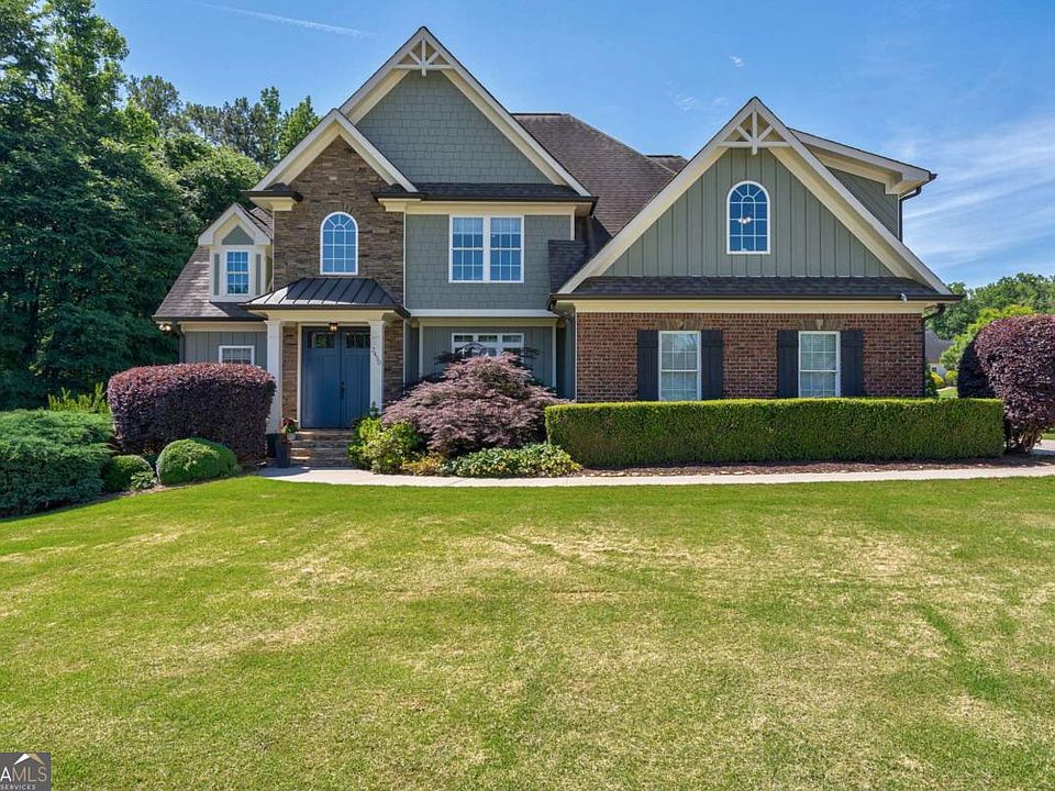 1st image of 2450 Oldfield Dr