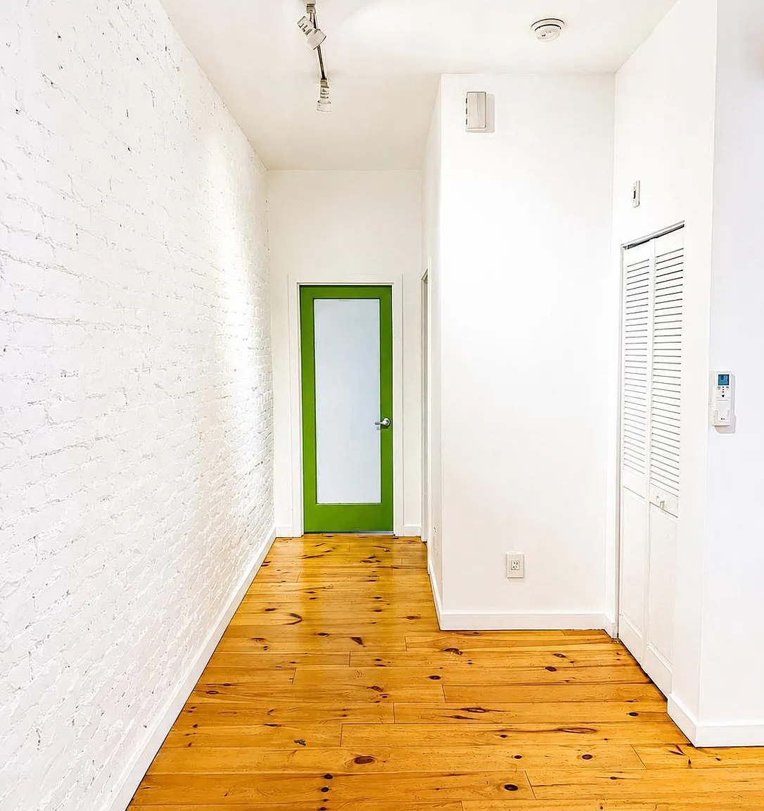 2 bed, 1.0 bath, 1000 sqft, $1,450 — Photo 4