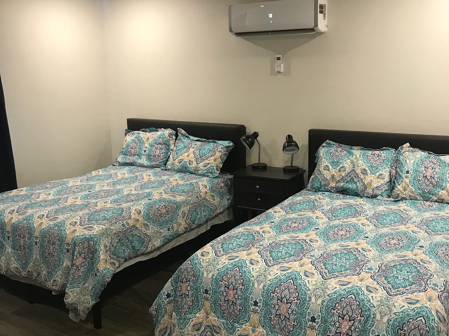Studio, 400 sqft, $800 — Photo 1