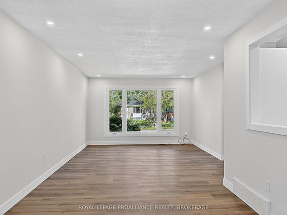 4th image of 1088 Pinewood Pl