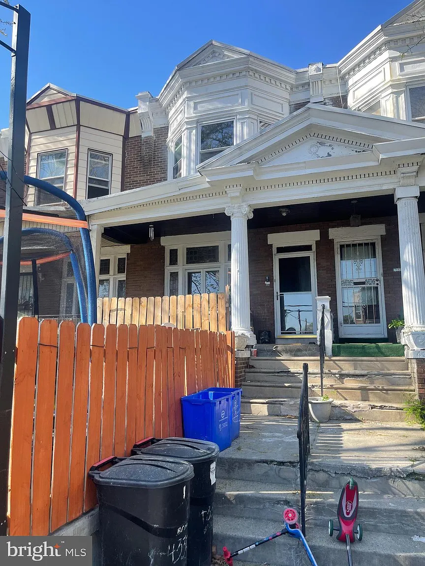 4335 Brown St photo 1