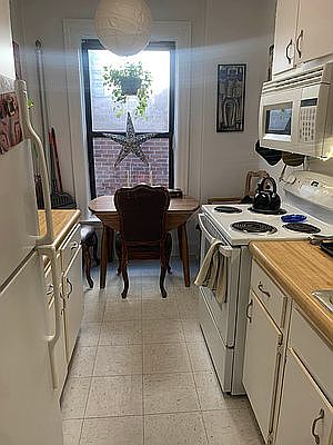 1st image of 440 E 6th St #5R