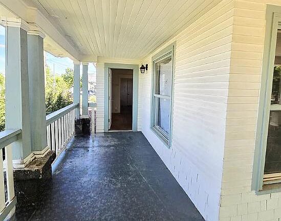4th image of 60 N Orange St