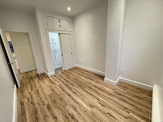 5th image of 1446 Myrtle Ave #3