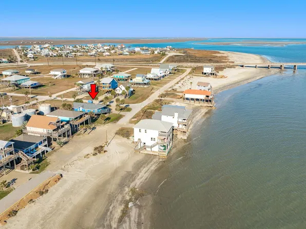 13135 Gulf Beach Dr, Freeport, TX 77541